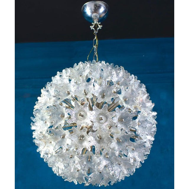 Vintage Murano Glass Flower Sputnik Pendant Lights from Venini, Italy, 1960s, Set of 2 For Sale - Image 3 of 12