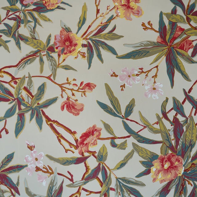 Late 20th Century Deadstock Ralph Lauren Vinyl Wallpaper- Climbing Oleander in Cream For Sale In New York - Image 6 of 17
