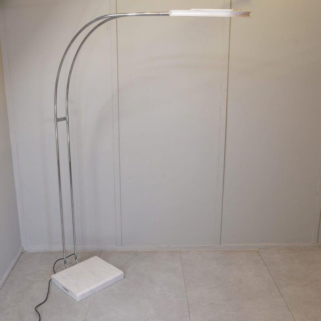 Gesto Terra Arc Floor Lamp in Marble and Chromed Metal by Bruno Gecchelin for Skipper, 1970s For Sale - Image 4 of 10