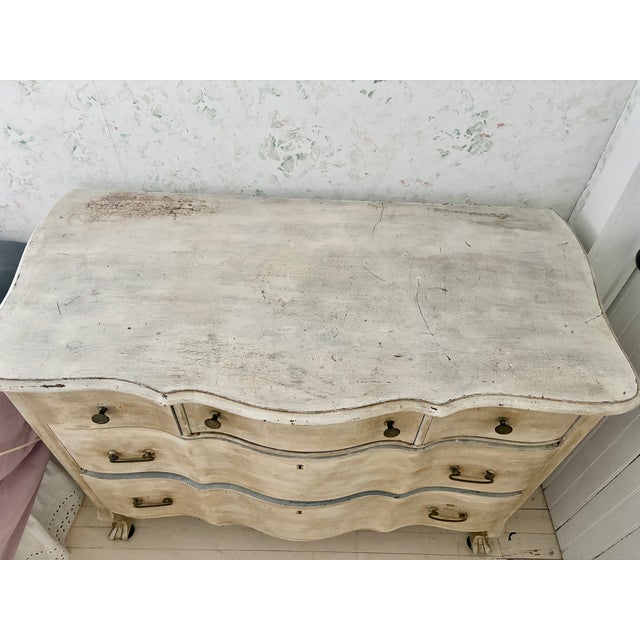 18th-Century Style French Provincial Commode With Serpentine Front and Claw Feet For Sale - Image 6 of 9