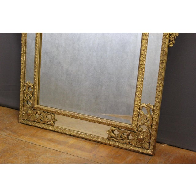 Regency Period Mirror in Carved and Gilded Wood, 1700s For Sale - Image 15 of 18