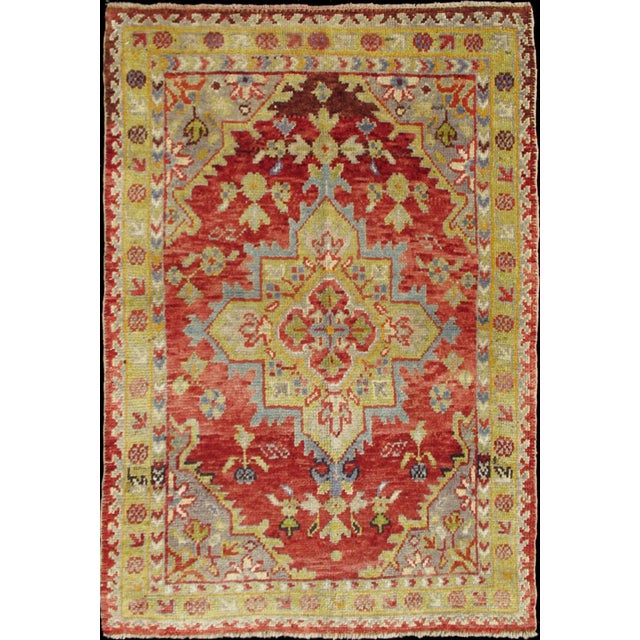 Antique Turkish Oushak Medallion Rug in Red, Chartreus Green Gray & Light Blue For Sale In Atlanta - Image 6 of 6