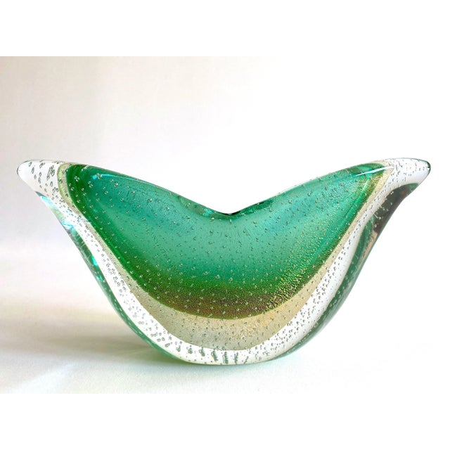 Barovier & Toso Mid Century Modernist Murano Art Glass Pistachio Green Gold Leaf Fleck Bullicante Winged Crescent Sommerso Bowl Vase For Sale - Image 13 of 13