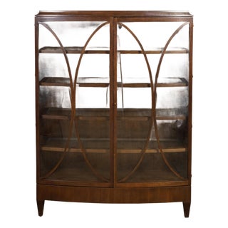 Late 20th Century Vitrine Cabinet With Glass Doors and Shelves, Attributed to Barbara Barry for Henredon For Sale