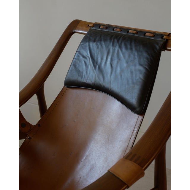 Mid-Century Modern Attributed Liceu De Artes E Oficios Cognac Leather Lounge Chair and Ottoman, Brazil 1960s For Sale - Image 3 of 16
