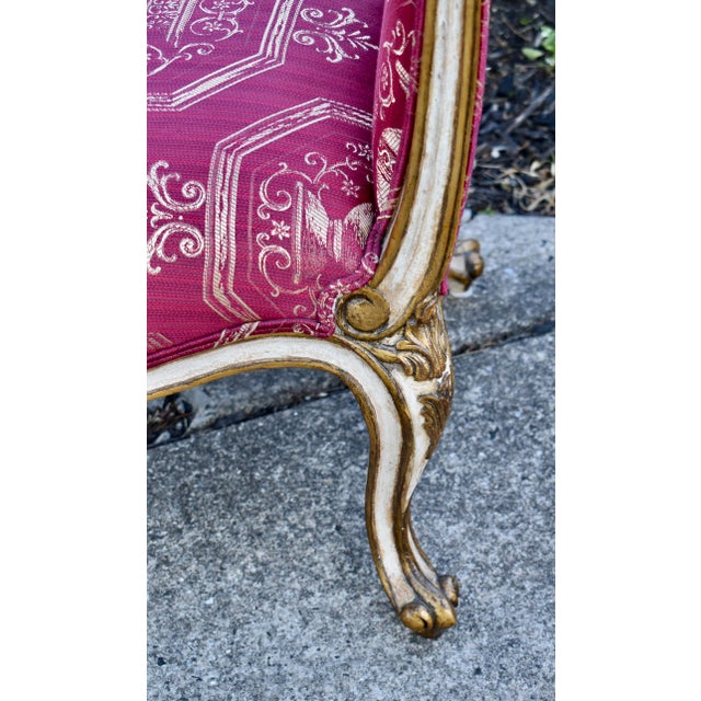 French Rococo Boudoir Side Chair Red Gold Giltwood Cabriole Leg Medallion Urn For Sale - Image 11 of 16