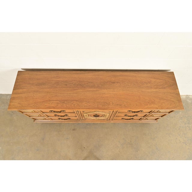 1960s Thomasville Spanish Mediterranean Pecan Wood Triple Dresser or Credenza, 1960s For Sale - Image 5 of 16