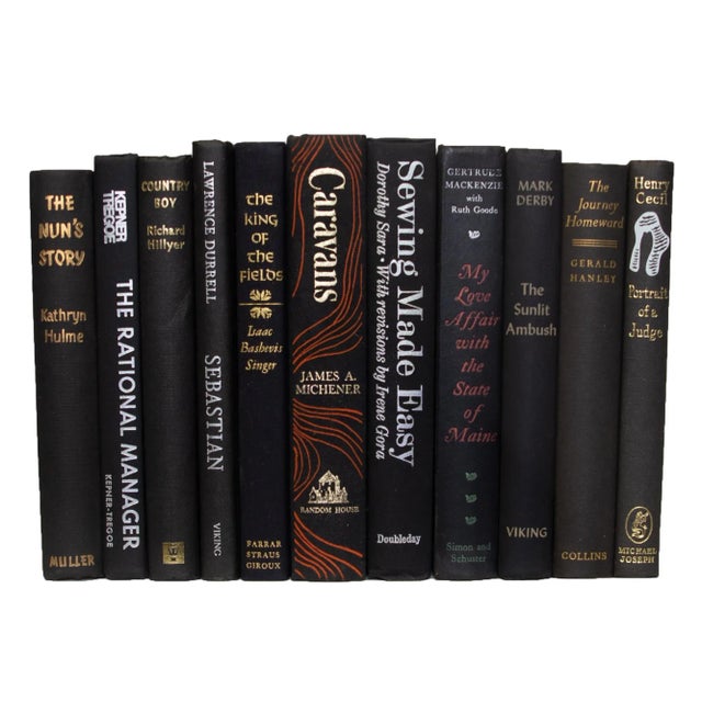 Take your design to a new level with the Vintage Onyx ColorPak from Booth & Williams. One linear foot of authentic vintage...