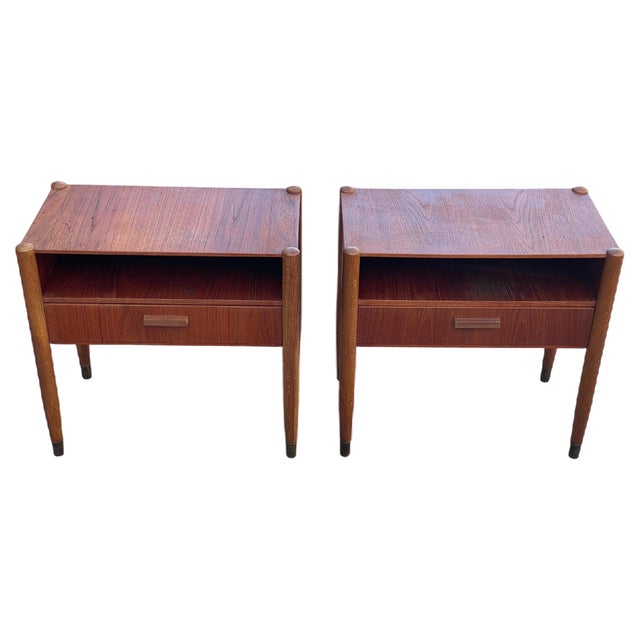 Mid-Century Danish Nightstands in Teak and Oak, 1964, Set of 2 For Sale