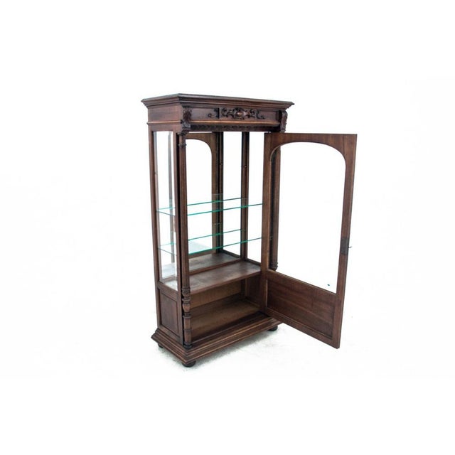 French Showcase, 1800s For Sale - Image 3 of 11