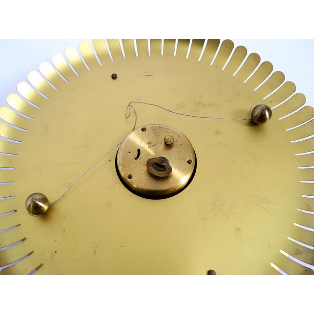 Mid-Century Sunburst Atlanta Universe Wall Clock in Brass with Mechanical Seven-Day Movement, 1950s For Sale - Image 18 of 18