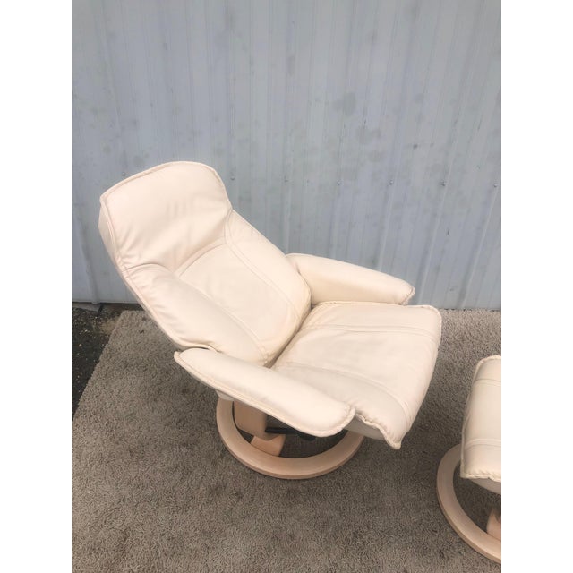 Vintage Ekornes Asa Stressless White Leather Lounge Chair With Ottoman Chairish
