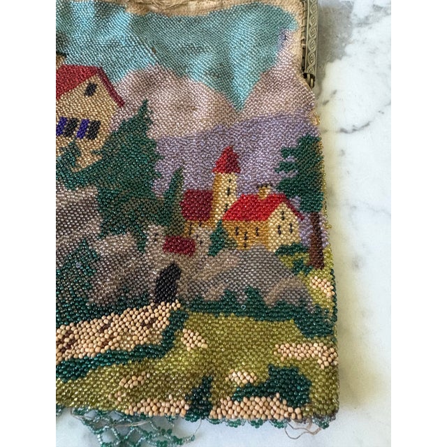 Art Deco Antique Micro-Beaded Purse, Dating Back to the Late 19th Century. For Sale In New York - Image 6 of 9