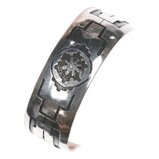 6.25" Willie Yazzie, Sr. (Navajo), 1928-1999 silver/copper overlay cuff bracelet For Sale