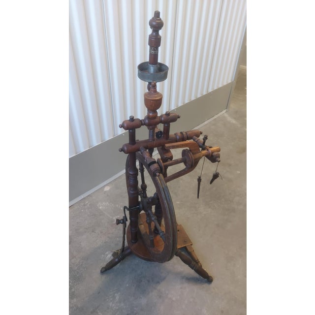 18th-Century European Antique Spinning Wheel — Complete With Distaff, Bobbins & Drive Wheel, Walnut For Sale In Raleigh - Image 6 of 15