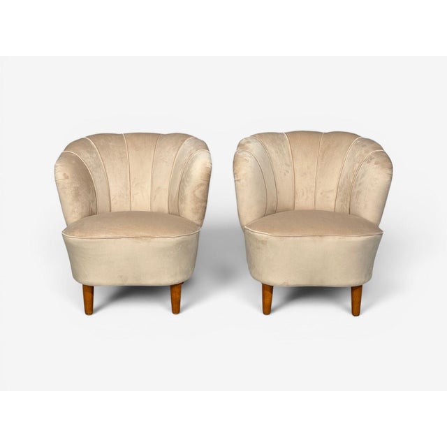 1950s Asko, Finnish Modern, Lounge Chairs, Beige Velvet, Beech, Finland, 1950s For Sale - Image 5 of 13