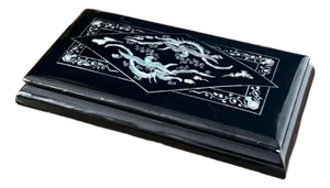 Vintage Korean Lacquer Trinket Box – Mother of Pearl Inlay, Ashtray Insert