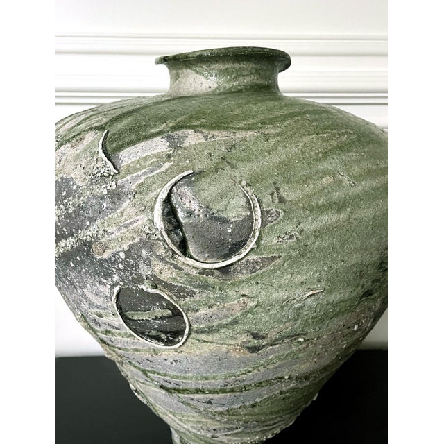 Massive Ceramic Jar Tsubo by Japanese Potter Yui Tsujimura For Sale - Image 15 of 18