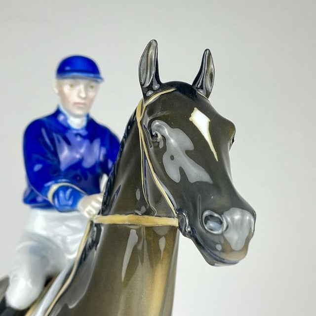 Blue Original Sculpture of Horse and Jockey by Max Hermann Fritz for Fraureuth Kunstabteilung, Germany, 1920s For Sale - Image 8 of 16