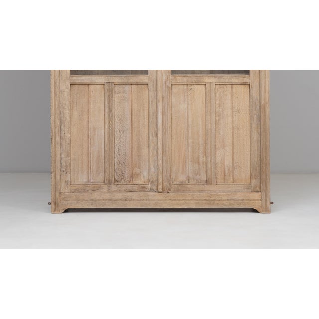 1900 - 1909 1900s French Provincial Oak Vitrine For Sale - Image 5 of 18