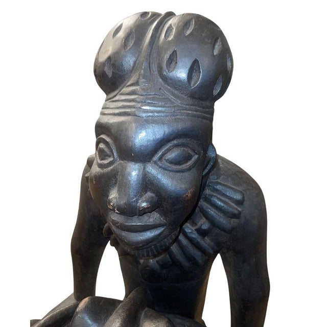 Monumental Yoruba Figural Ritual Vessel, Nigeria, Mid-20th Century For Sale - Image 4 of 7