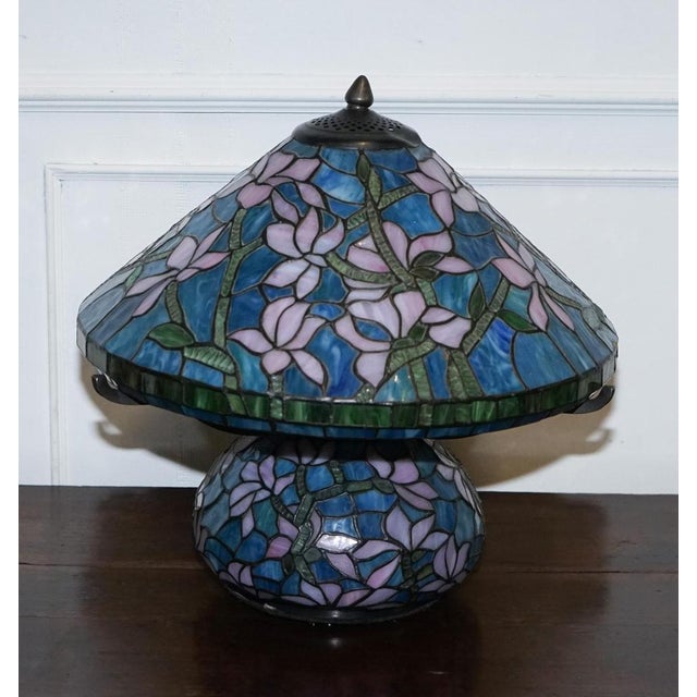 Art Nouveau Floral Lamp in Tiffany Style Stained Glass For Sale - Image 9 of 12