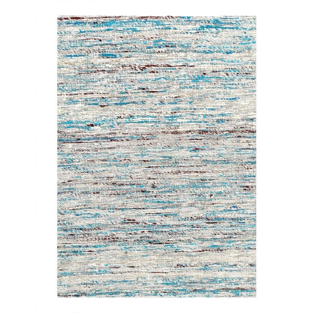Sari-silk Modern Rug. Fine weave. These Modern rugs are sure to add a touch of modern elegance to any room in your home.