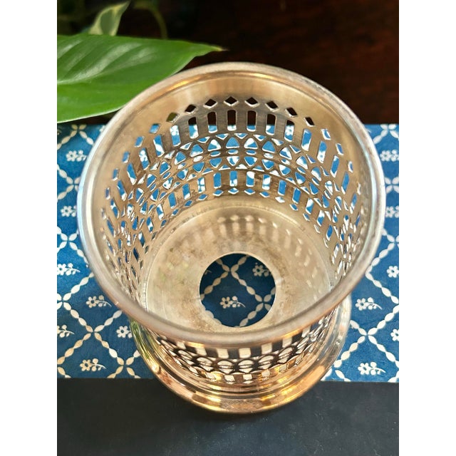 Vintage Sheffield Silver Co. Art Deco 3.75” Condiment Holder or Jar Sleeve For Sale In New Orleans - Image 6 of 8
