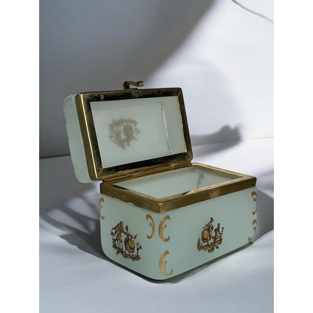 French 19th Century Ormolu Mounted Hand Painted Opaline Glass Hinged Box For Sale - Image 3 of 7