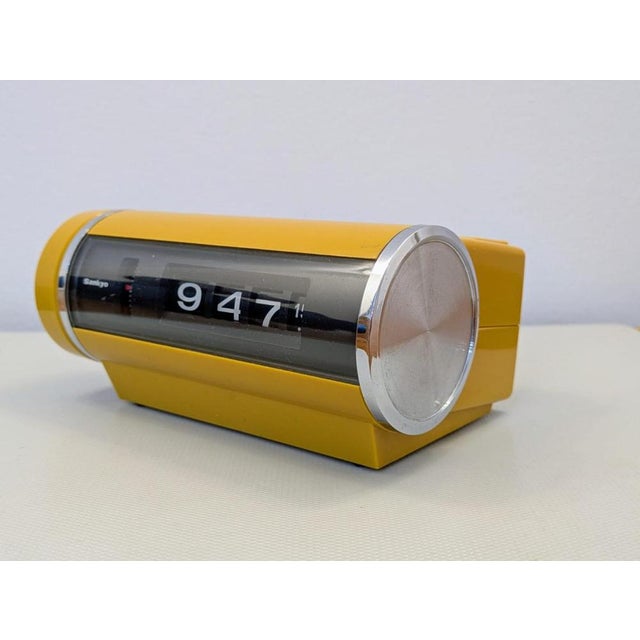 Model 401 C Roll Alarm Clock from Sankio, 1970s For Sale - Image 17 of 17