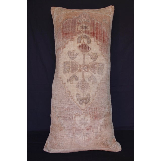 Here i am listing a 100% Handmade double knotted rug pillow cover, made from Vintage Oushak carpet rug. This’s a modern...
