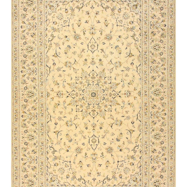 Hand-knotted oriental rug | Size: 309cm x 199cm | Knot density: approx. 200,000 knots/m² | Material: 100% wool (pile),...