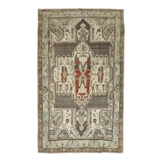 Persian Bakhtiari Gray Rug Rug For Sale