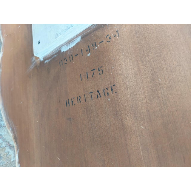 Tan Vintage Drexel Heritage French Country Quatrefoil Pedestal Coffee Table. For Sale - Image 8 of 9