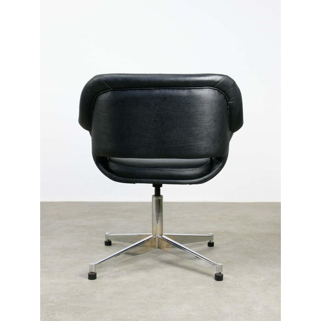 Vintage Italian Black Leatherette and Chrome Swivel Chair, 1970s For Sale - Image 3 of 18
