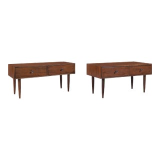 Vintage Walnut Nightstands by Milo Baughman by Glenn of California For Sale