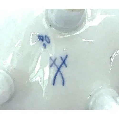 Mid 20th Century Vintage Meissen Porcelain Dish For Sale - Image 5 of 5