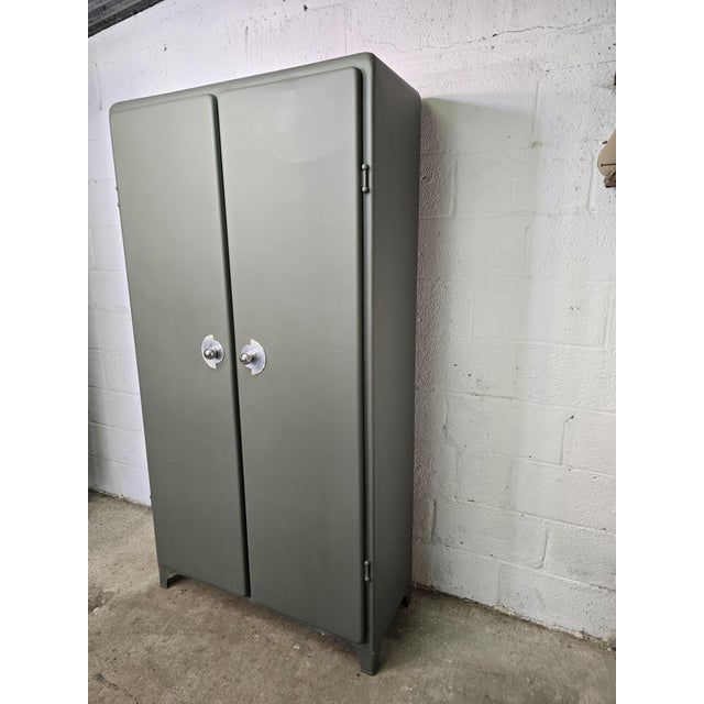 Vintage Metal Kitchen Cabinet with Rounded Edges, 1950s For Sale - Image 4 of 14