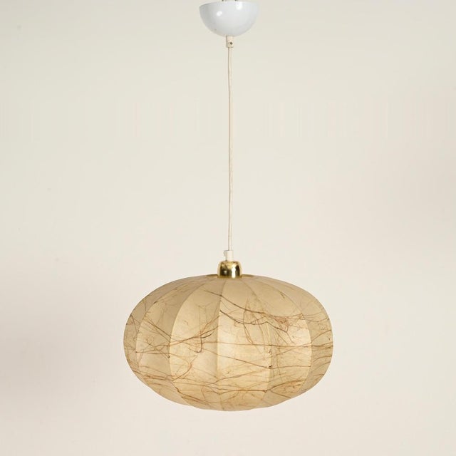 Mid-Century Beige Marbled Cocoon Pendant by Castiglioni, Italy, 1960s For Sale - Image 3 of 16