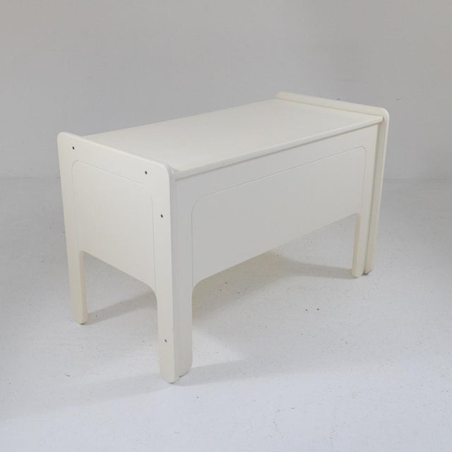 White White lacquered Wooden Desk, 1970s For Sale - Image 8 of 10