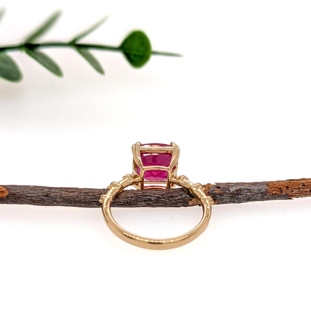 2020s 5ct Madagascar Ruby Ring W Natural Diamond Accents in Solid 14k Gold | Em 9mm, Size 6.75 For Sale - Image 5 of 6