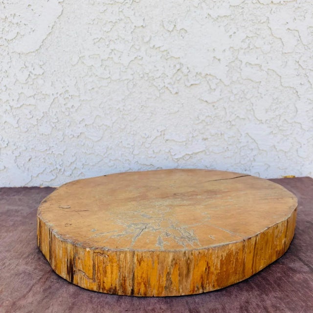 This is a somewhat rare wood slice cutting board / display stand. I haven't seen one quite like this. This one has been...