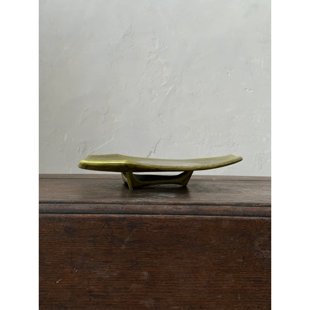 1970s Mid Century Avocado Green Ceramic Plate For Sale - Image 5 of 7
