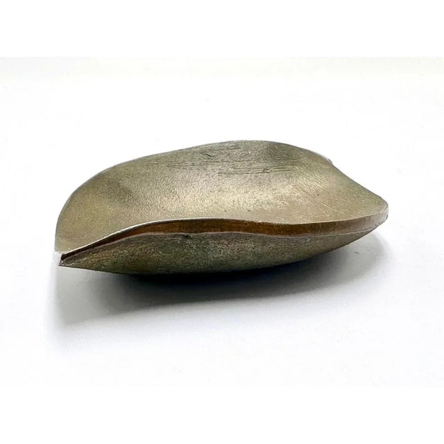 Mid-Century Modern Mid-Century Bronze Leaf Ashtray attributed to Carl Auböck, Austria, 1950s For Sale - Image 3 of 8