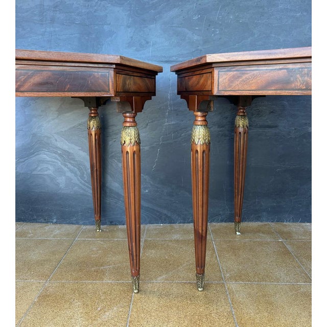 Brown French Louis XVI Style Marquetry Side Tables, 1940, Set of 2 For Sale - Image 8 of 14