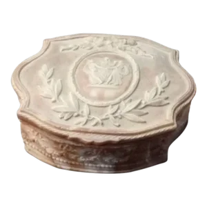 1960s Incolay 3d High Relief Trinket Box
