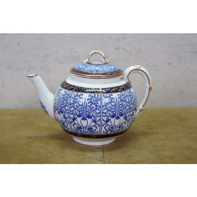 Late 19th Century 1880 Antique Old Worcester Porcelain Queens Royal Lily Blue & White Teapot 7" For Sale - Image 5 of 18