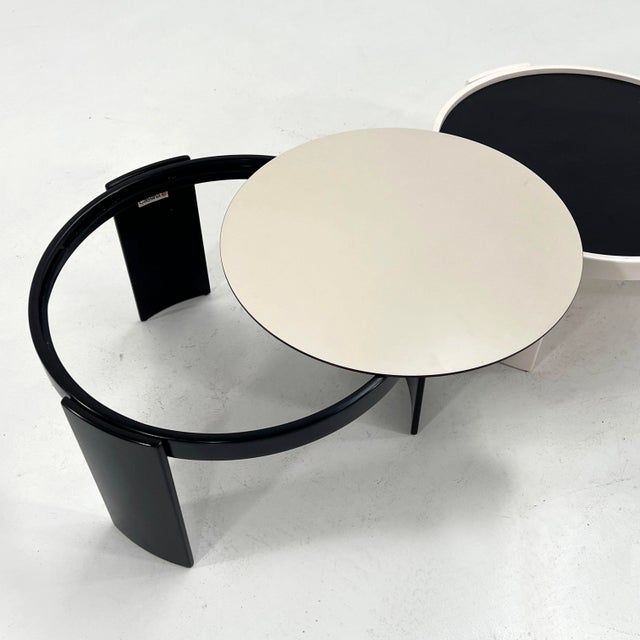 1970s Reversible Nesting Tables by Gianfranco Frattini for Cassina, 1960s, Set of 2 For Sale - Image 5 of 10