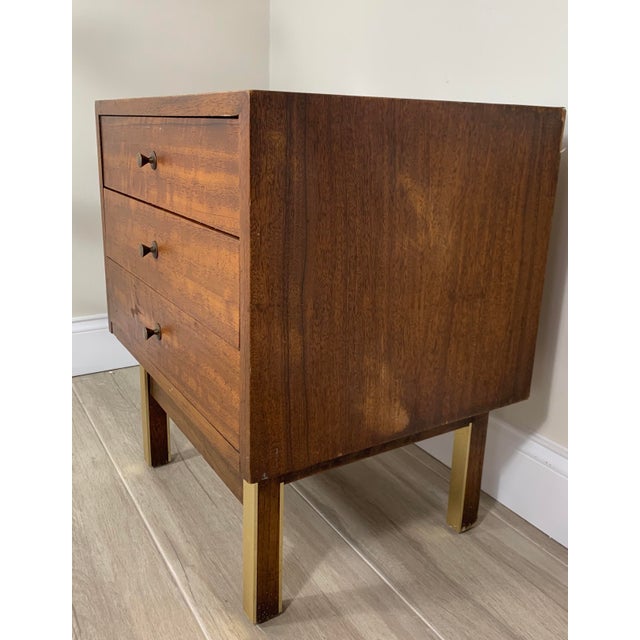 1970s 1970s American of Martinsville Single Nightstand For Sale - Image 5 of 13