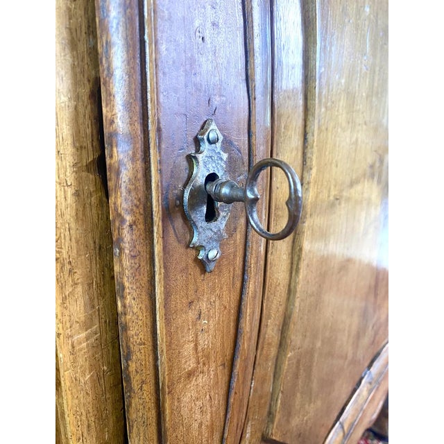 Brown French Provençal Louis XV Sideboard in Walnut, 1750s For Sale - Image 8 of 16